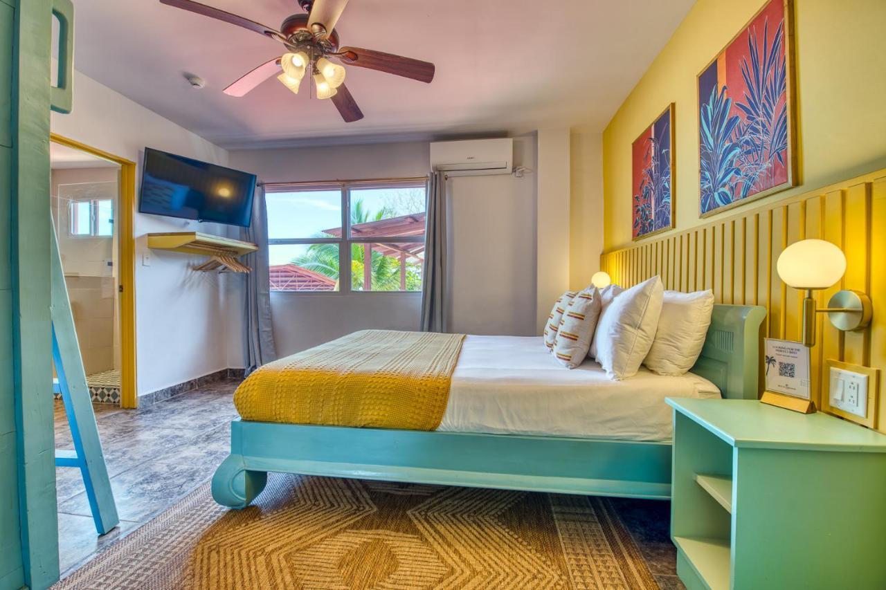 Bocas Paradise Hotel Бокас Екстер'єр фото